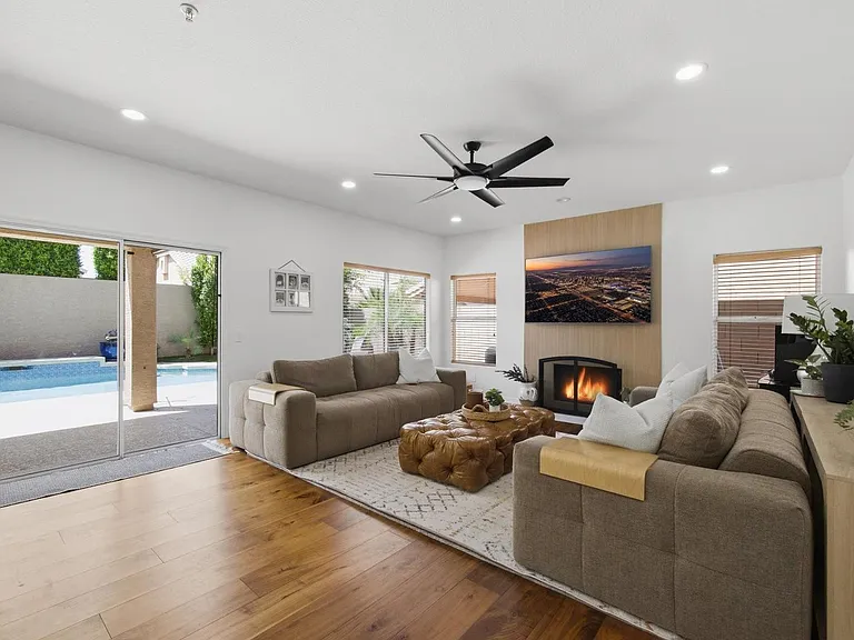 12955 E Mercer Ln — Photo 6