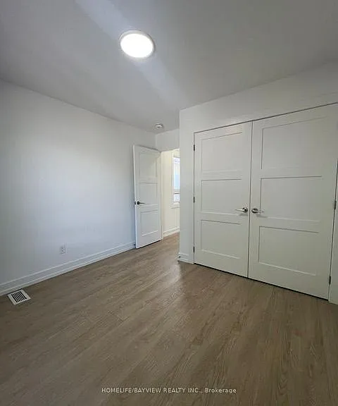311 Linsmore Cres #3 — Photo 26