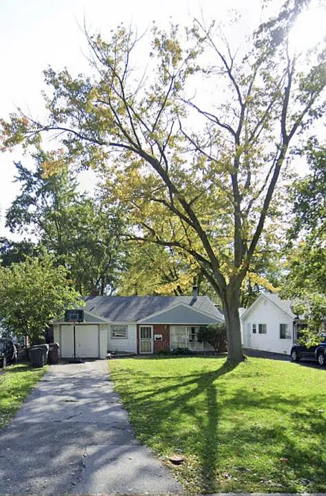 2815 W 173rd St