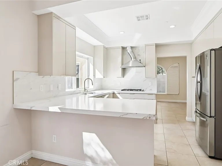 7659 Coldwater Canyon Ct — Photo 14