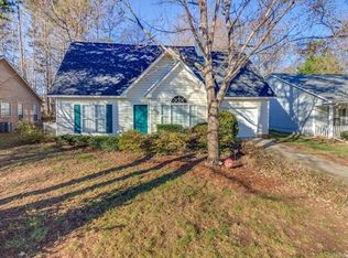 2614 Century Oaks Ln, Charlotte, NC 28262