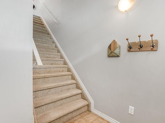 4th image of 3010 33rd Ave NW #33