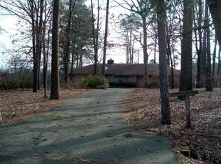 5108 Crest Dr, Pine Bluff, AR 71603