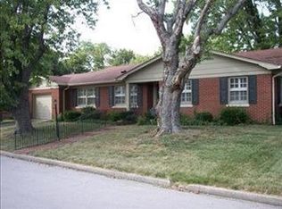 102 Westwood Dr, Richmond, KY 40475