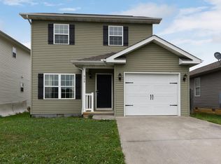 908 Norwood Village Ln, Maryville, TN 37801