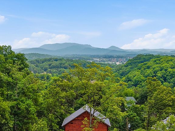 3rd image of 640 Sunrise Blvd Lot 13