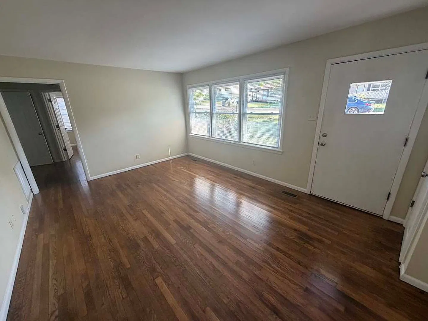 One Level Home...3 Bedrooms In S. Knoxville!! — Photo 3