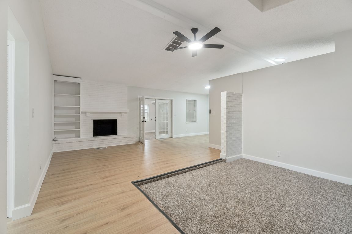 next background image