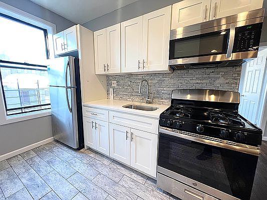 1st image of 2290 Andrews Ave APT 4C