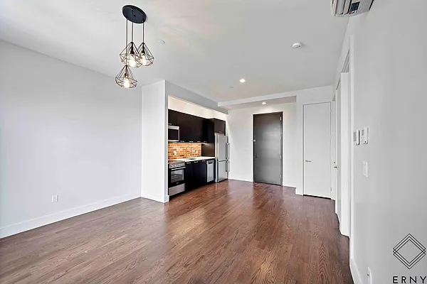 Rented by ERNY LLC | media 20