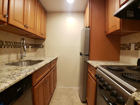 Rented by Keller Williams NYC | media 16