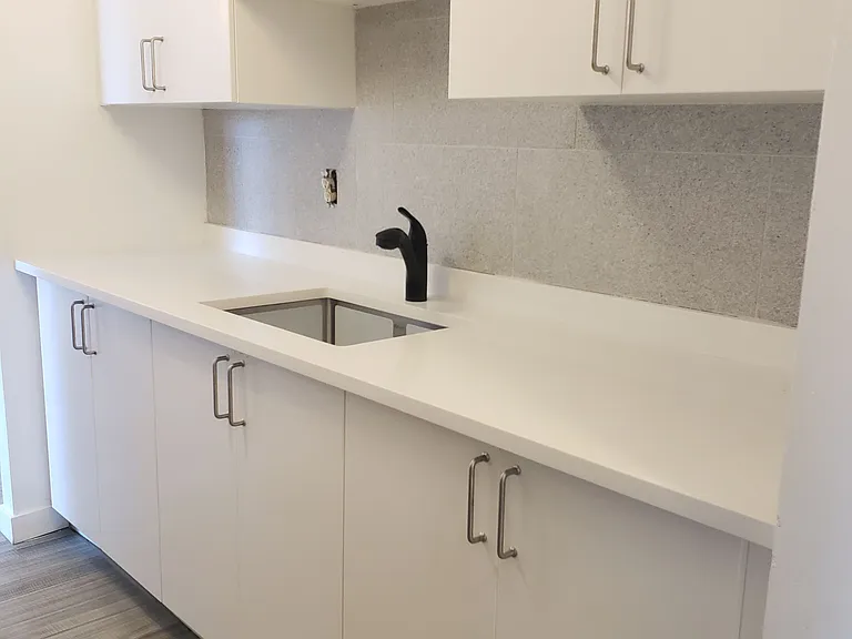 1177 Belanger Ave #413 — Photo 8