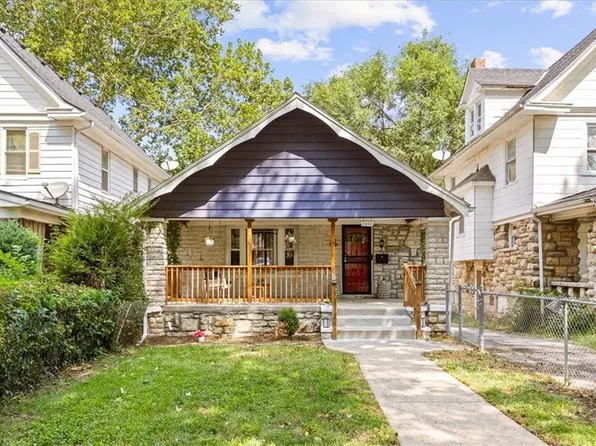 2944 Lockridge Ave, Kansas City, MO 64128