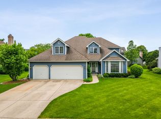 1263 Halladay Dr, Batavia, IL 60510