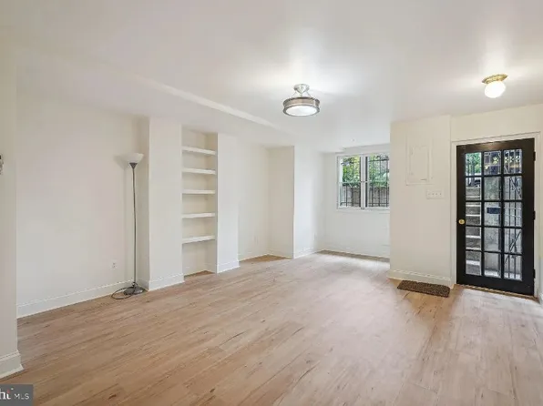 662 E St NE #B, Washington, DC 20002