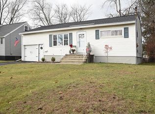 1212 Hemlock St, Schenectady, NY 12306