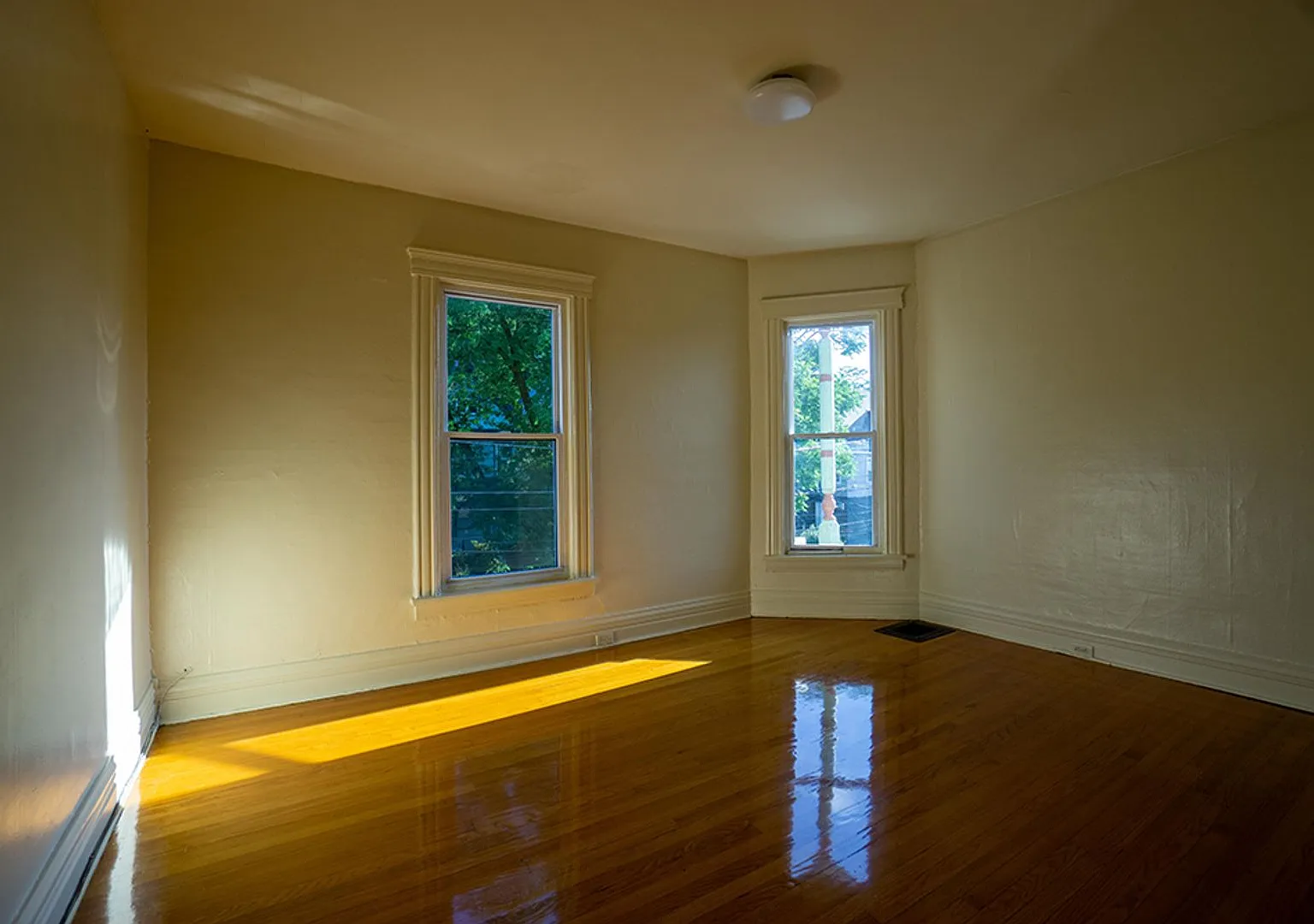 120 Dell St - Available 8/1/2027 - Second Floor Apartment — Photo 3