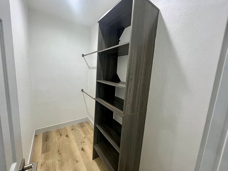 1827 E Ocean Blvd #16 — Photo 8