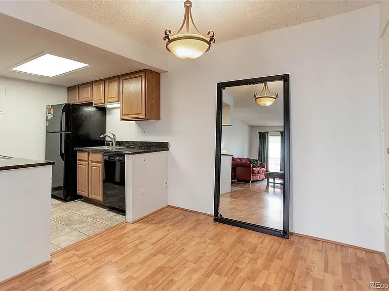 8555 Fairmount Dr #A201 — Photo 11