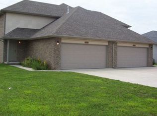 3710 W Montclair St, Springfield, MO 65807