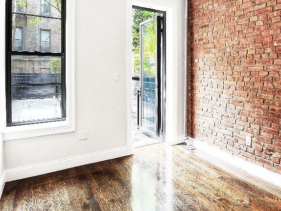 4th image of 506 E 84th St APT 1W