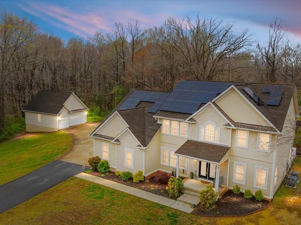 6461 Winston Pl, King George, VA 22485