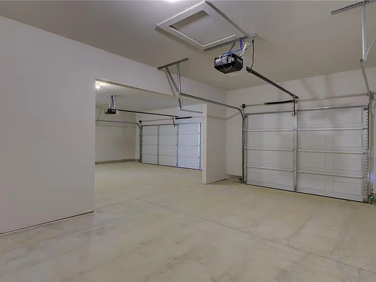 6904 Lancelot Ct — Photo 7