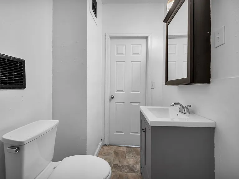 3955 Trevor Ave — Photo 11