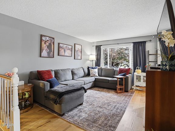 5th image of 4302 Walnut St