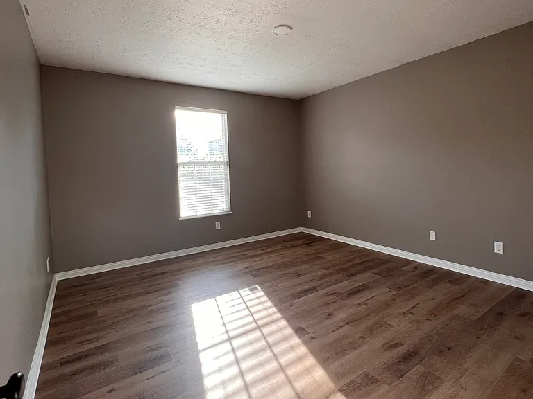 12972 Brookdale Dr — Photo 16
