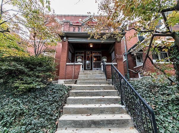 1st image of 4507 S Grand Blvd #1F