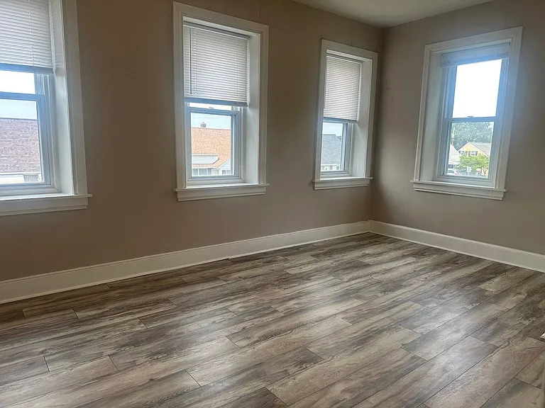 800 Tuckerton Ave #2 — Photo 3