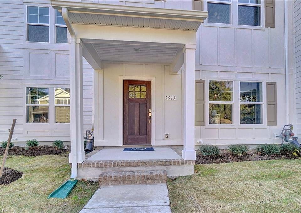 1st image of 2915 Pretty Lake Ave
