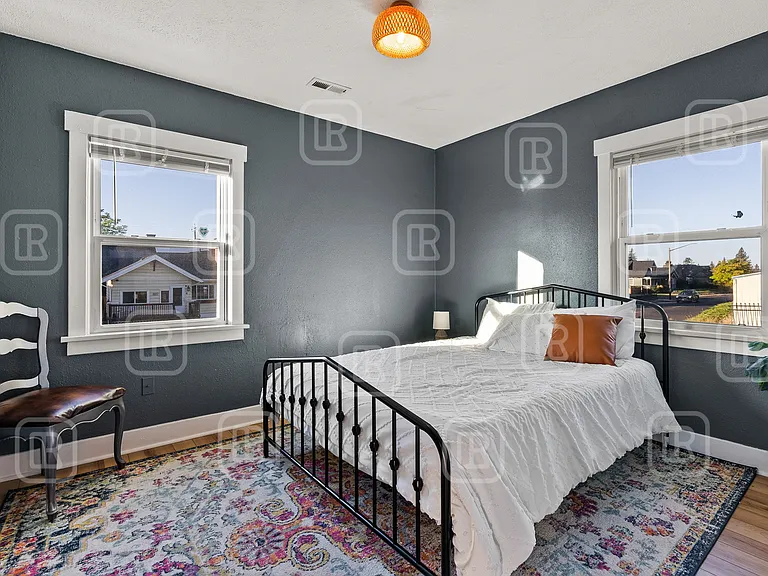 3903 N Jefferson St — Photo 22