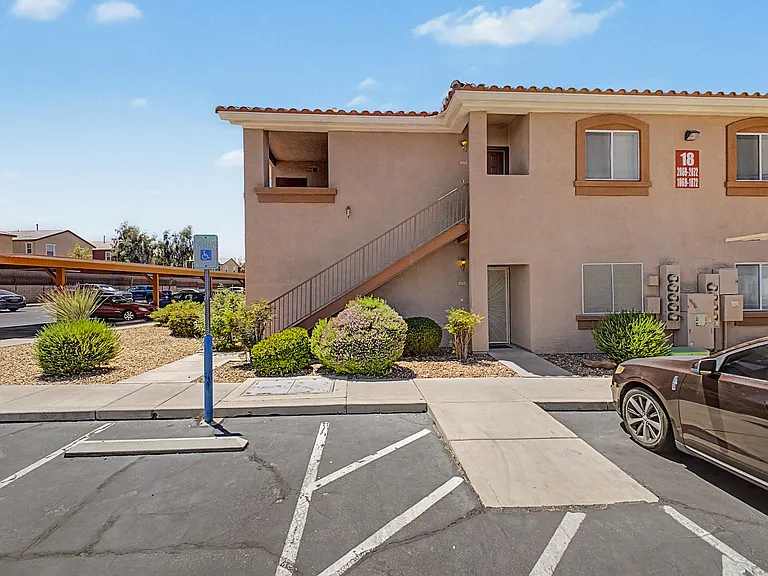 1050 E Cactus Ave #2070 — Photo 4