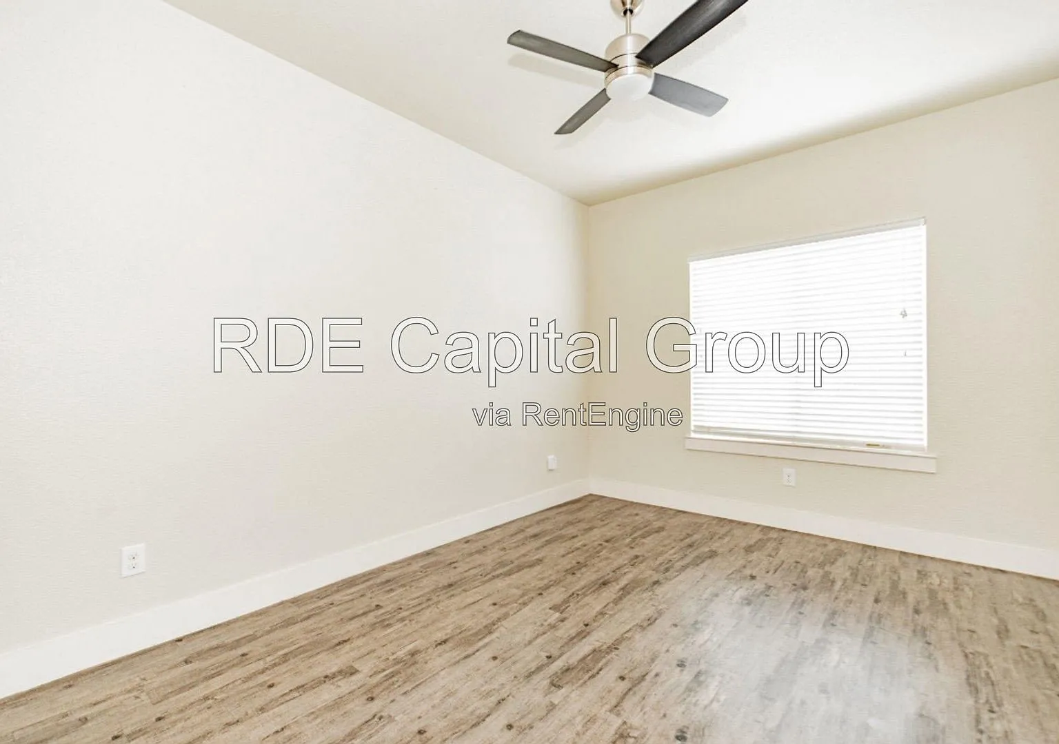 2 bed, 2.0 bath, 1016 sqft, $1,195 — Photo 3