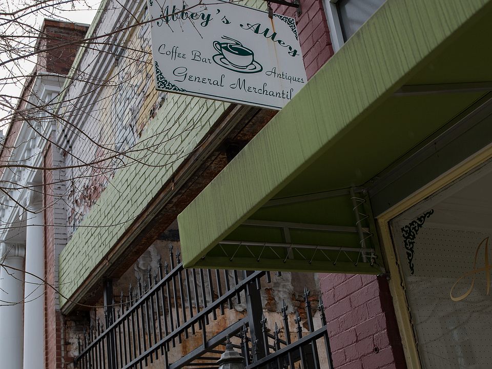 1st image of 113 Washington St