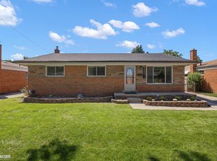 26641 Wexford Dr, Warren, MI 48091