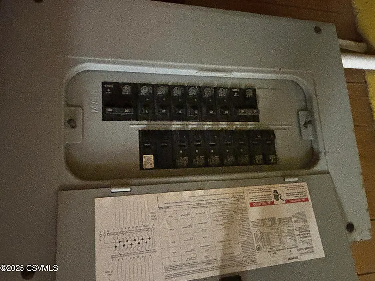 127 S Maple St #B — Photo 7