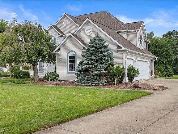 3rd image of 39363 Stonefield Pl