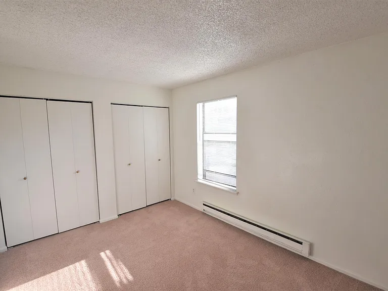 2156 Grove St — Photo 10