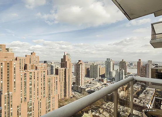 Rented by Warburg | media 11