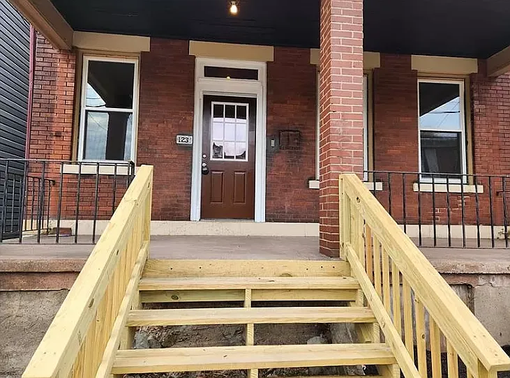 1238-1 Superior Ave