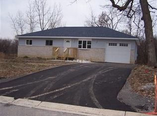 189 E 62nd Ave, Merrillville, IN 46410