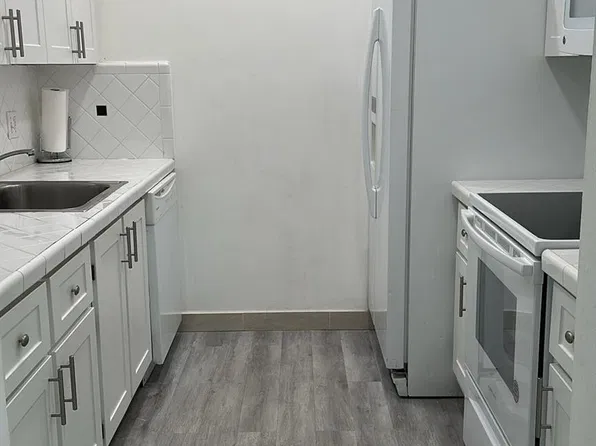 1401 SW 135th Ter APT 411H, Pembroke Pines, FL 33027