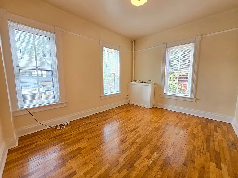 1032 Pine — Photo 13