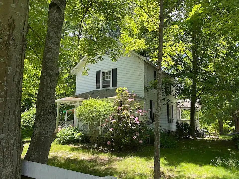 Recently renovated cottage