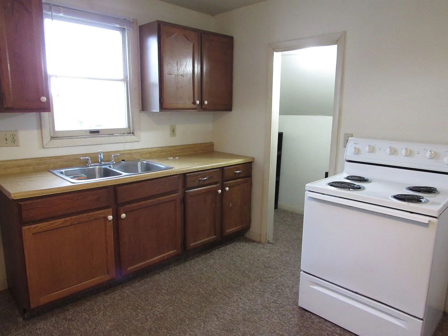 777 apt 1-6 Wayne Ave. — Photo 4