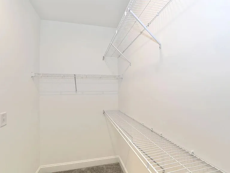 6574 Beacon Dr — Photo 28