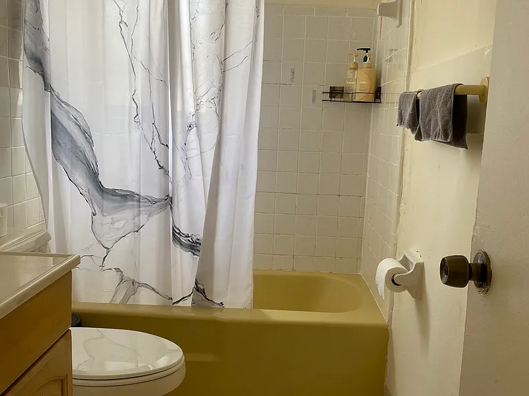 5720 SW 90th Ave #1 — Photo 8